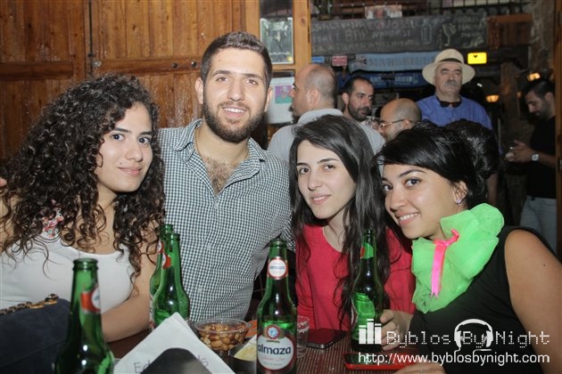 Saturday Night at Old Pub, Byblos